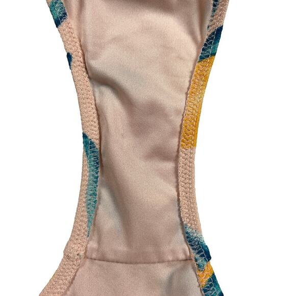 Shade & Shore Pink Grapefruit Two Piece Bikini Swim Suit Size 34B/Medium - Picture 4 of 10